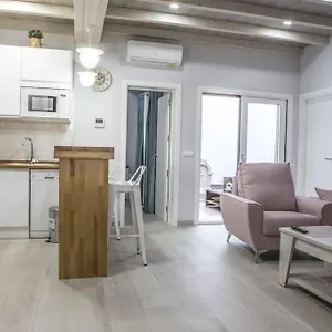  Apartamento Elegante Y Acogedor. Buena Ubicacion